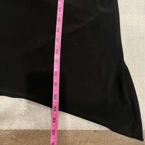 [18] Sympli Black Focus Asymmetrical Slit Tunic Blouse - Picture 7 of 8